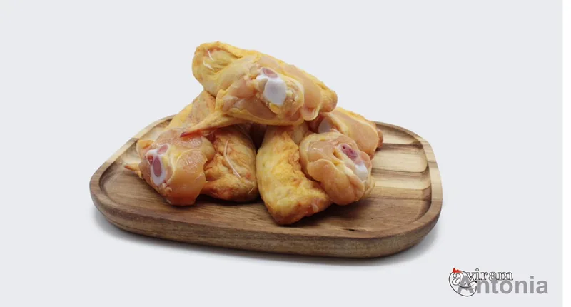 Ales soles pollastre pota llarga