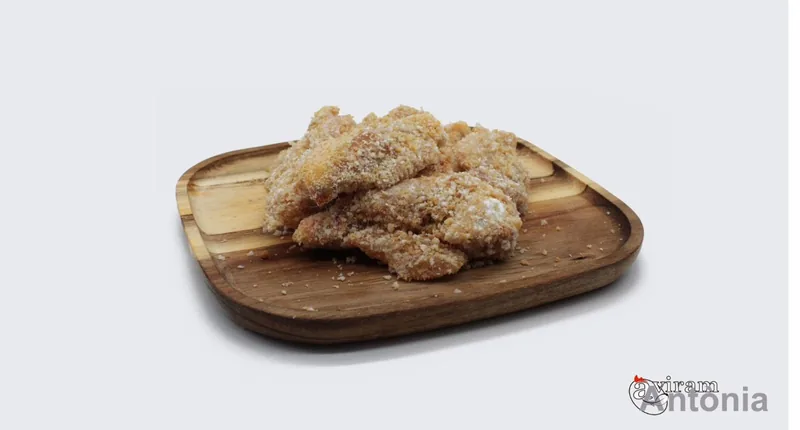 Ales de pollastre arrebossades