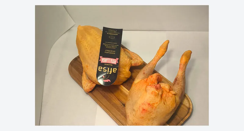 Mig pollastre pota llarga